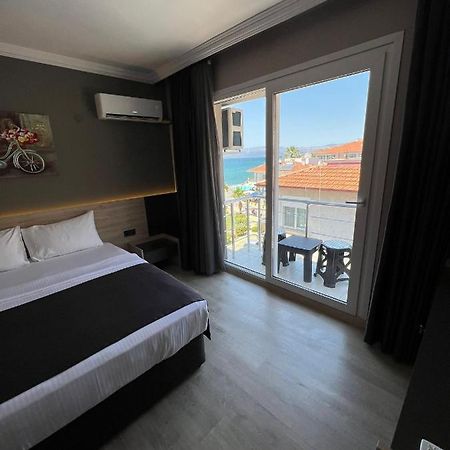 Grand Faik Hotel Çeşme Exterior foto
