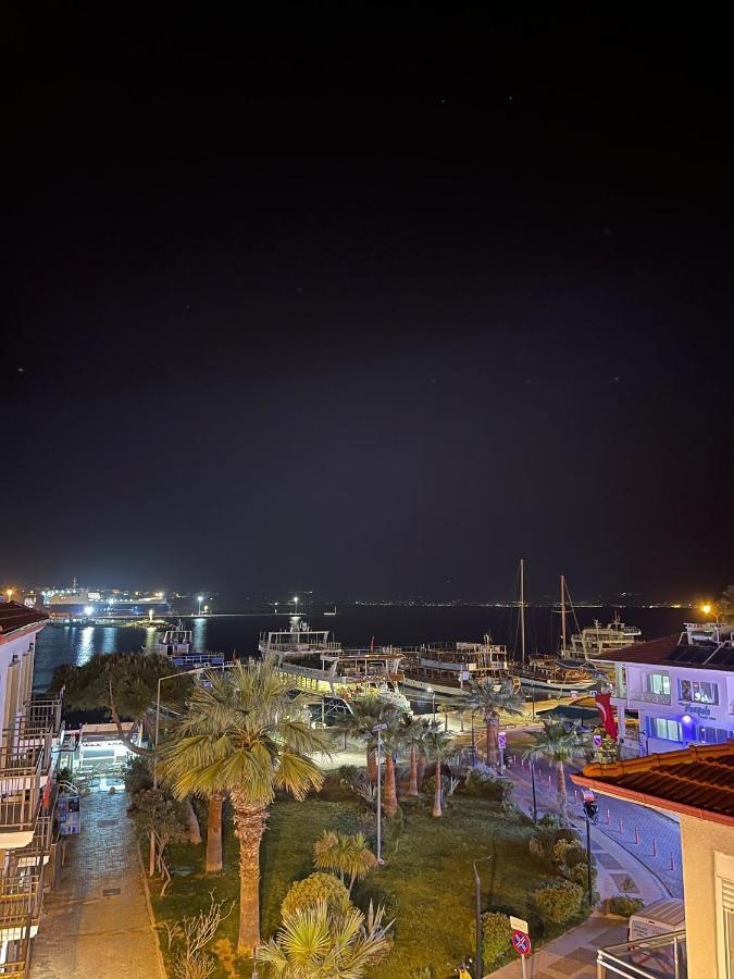Grand Faik Hotel Çeşme Exterior foto